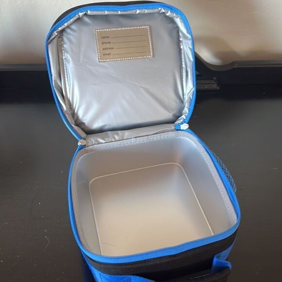 Pottery Barn Teen Gear Up Classic Lunch Box - Picture 6 of 7